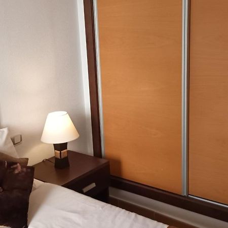 Apartamento Tranquilo Cerca De Buena Piscina Y Con Buen Aire Acondicionado Águilas Exterior photo