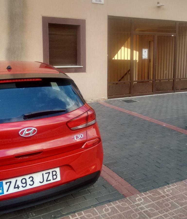 Apartamento Tranquilo Cerca De Buena Piscina Y Con Buen Aire Acondicionado Águilas Exterior photo