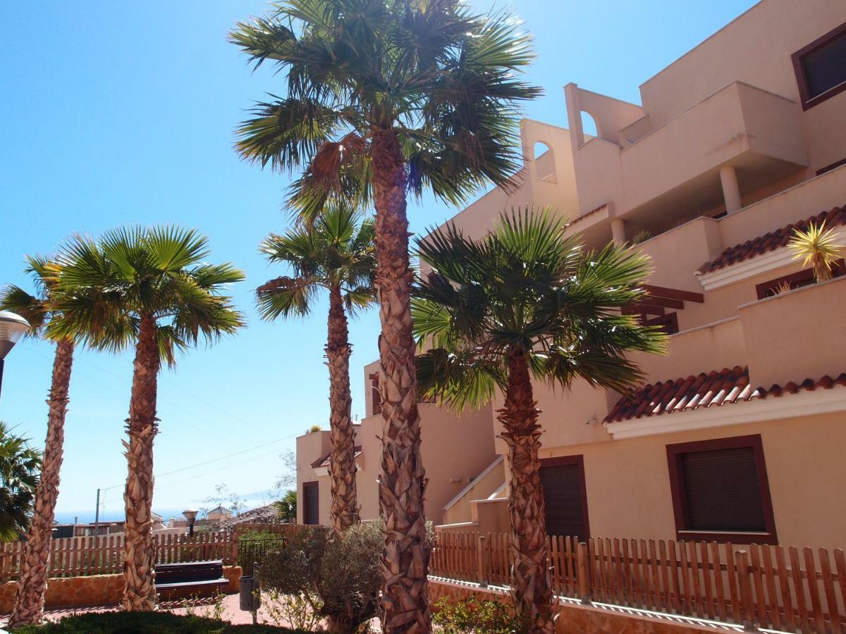 Apartamento Tranquilo Cerca De Buena Piscina Y Con Buen Aire Acondicionado Águilas Exterior photo